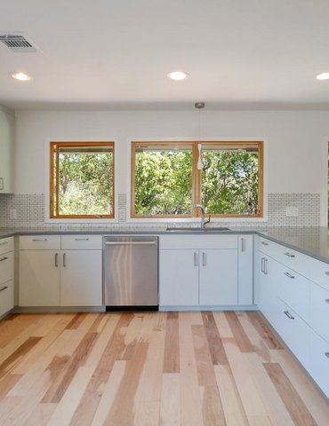 kitchen with hardwood floor Peoples Signature Flooring Austin Texas, Hickory Natural 5 Inch